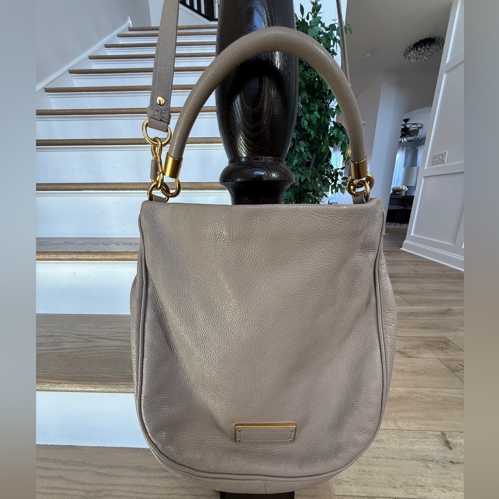 Like New Marc by Marc Jacobs Leather Classic Q Hillier Hobo Bag w Crossbody - Picture 9 of 11